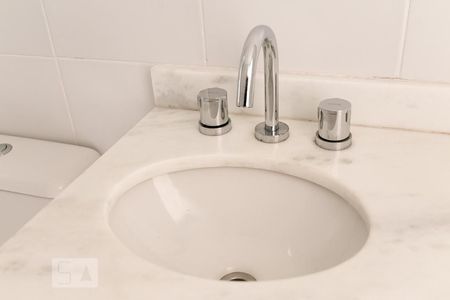 Banheiro - Torneira de apartamento à venda com 3 quartos, 72m² em Cavalhada, Porto Alegre