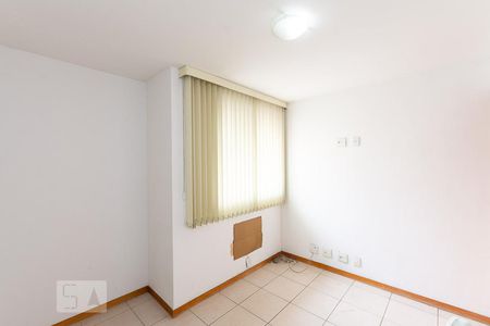 Quarto 1 de apartamento à venda com 2 quartos, 70m² em Santa Rosa, Niterói