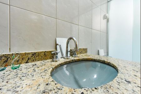Casa à venda com 215m², 3 quartos e 5 vagas Casa à venda com 215m², 3 quartos e 5 vagasBanheiro da Suíte 3