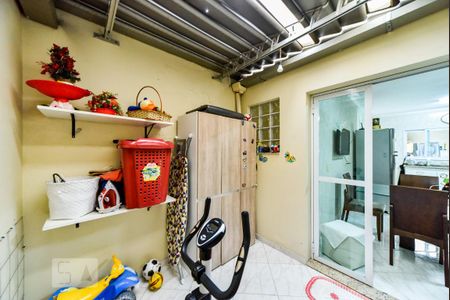 Casa à venda com 215m², 3 quartos e 5 vagas Casa à venda com 215m², 3 quartos e 5 vagasCozinha