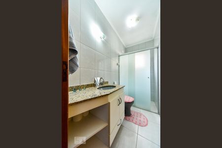 Casa à venda com 215m², 3 quartos e 5 vagas Casa à venda com 215m², 3 quartos e 5 vagasBanheiro da Suíte 3