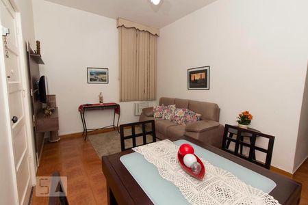 Sala de apartamento à venda com 2 quartos, 60m² em Todos Os Santos, Rio de Janeiro