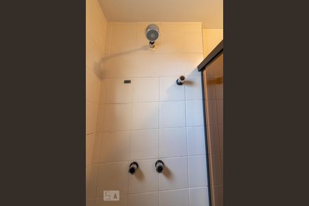 Apartamento à venda com 103m², 3 quartos e 2 vagasChuveiro