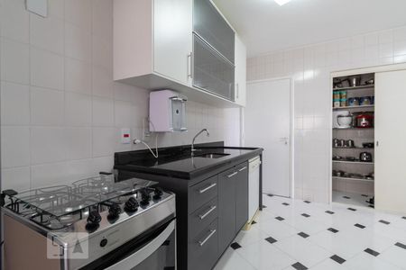 Apartamento à venda com 103m², 3 quartos e 2 vagasCozinha