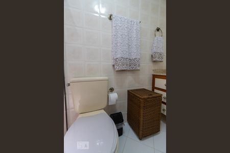 Apartamento à venda com 103m², 3 quartos e 2 vagasBanheiro da Suíte 2