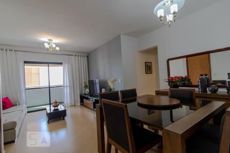 Apartamento à venda com 103m², 3 quartos e 2 vagasSala de Jantar