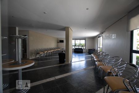 Apartamento à venda com 103m², 3 quartos e 2 vagasÁrea comum - Salão de festas