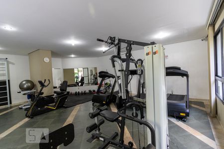 Apartamento à venda com 103m², 3 quartos e 2 vagasÁrea comum - Academia