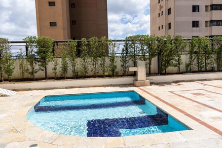 Apartamento à venda com 103m², 3 quartos e 2 vagasÁrea comum - Piscina