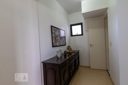 Apartamento à venda com 103m², 3 quartos e 2 vagasCorredor