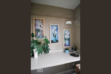 Apartamento para alugar com 260m², 4 quartos e 5 vagasVaranda