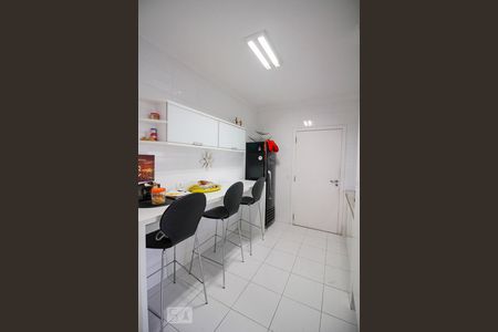 Apartamento para alugar com 260m², 4 quartos e 5 vagasCozinha