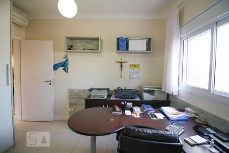 Apartamento para alugar com 260m², 4 quartos e 5 vagasSuíte 2