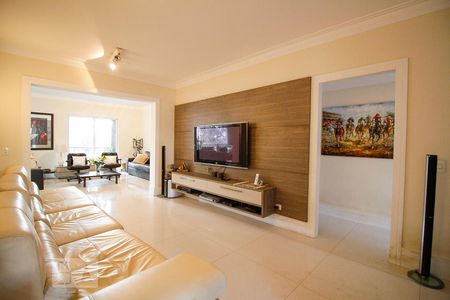 Apartamento para alugar com 260m², 4 quartos e 5 vagasSala de TV