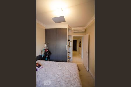 Apartamento para alugar com 260m², 4 quartos e 5 vagasSuíte