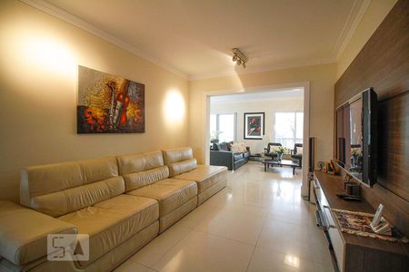 Apartamento para alugar com 260m², 4 quartos e 5 vagasSala de TV