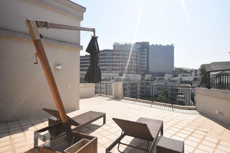 Apartamento para alugar com 138m², 1 quarto e 2 vagasCobertura