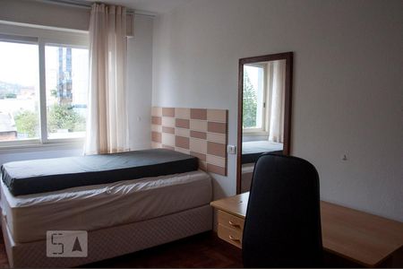 Quarto de apartamento à venda com 1 quarto, 44m² em Partenon, Porto Alegre