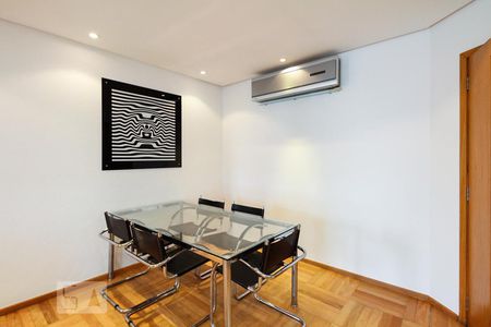 Sala  de apartamento para alugar com 1 quarto, 90m² em Vila Regente Feijó, São Paulo