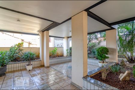 Apartamento para alugar com 111m², 3 quartos e 1 vaga Apartamento para alugar com 111m², 3 quartos e 1 vagaEntrada