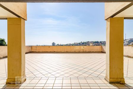 Apartamento para alugar com 111m², 3 quartos e 1 vaga Apartamento para alugar com 111m², 3 quartos e 1 vagaÁrea Livre