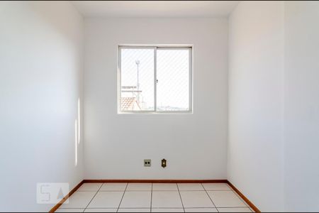 Quarto 1 de apartamento para alugar com 3 quartos, 111m² em Cachoeirinha, Belo Horizonte