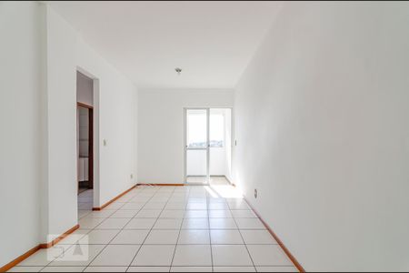 Apartamento para alugar com 3 quartos, 111m² em Cachoeirinha, Belo Horizonte