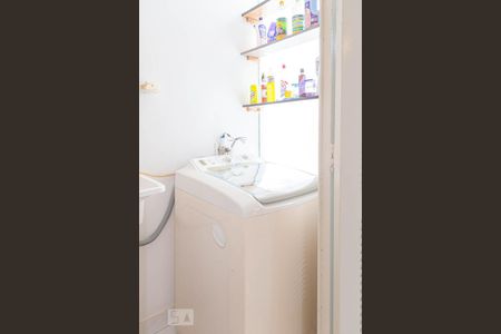 Apartamento à venda com 104m², 3 quartos e 1 vagaÁrea de Serviço