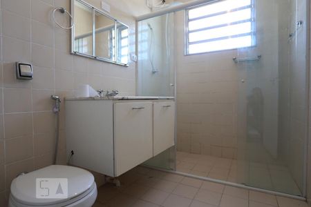 Banheiro de apartamento para alugar com 2 quartos, 89m² em Butantã, São Paulo