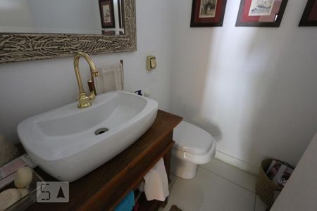 lavabo de apartamento à venda com 4 quartos, 215m² em Vila Suzana, São Paulo