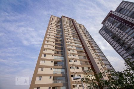 Apartamento para alugar com 78m², 2 quartos e 2 vagasFachada