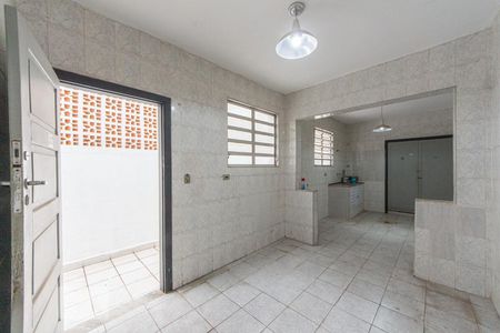 Casa à venda com 250m², 2 quartos e 1 vaga Casa à venda com 250m², 2 quartos e 1 vagaCopa