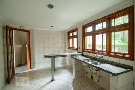 Casa à venda com 216m², 4 quartos e 3 vagas Casa à venda com 216m², 4 quartos e 3 vagasCozinha