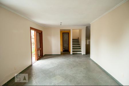 Sala de casa à venda com 4 quartos, 216m² em Protásio Alves, Porto Alegre