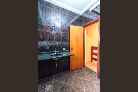 Casa à venda com 279m², 3 quartos e 4 vagas Casa à venda com 279m², 3 quartos e 4 vagasBanheiro Social