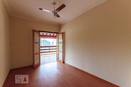 Casa à venda com 279m², 3 quartos e 4 vagas Casa à venda com 279m², 3 quartos e 4 vagasQuarto 2