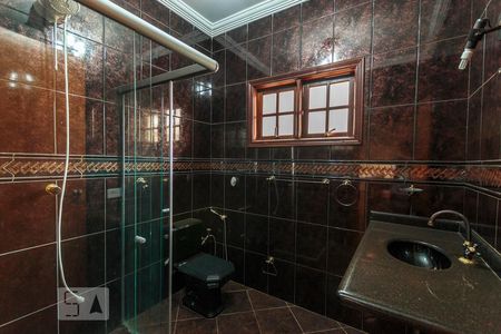 Casa à venda com 279m², 3 quartos e 4 vagas Casa à venda com 279m², 3 quartos e 4 vagasBanheiro Social