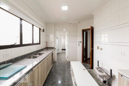 Apartamento à venda com 126m², 3 quartos e 2 vagas Apartamento à venda com 126m², 3 quartos e 2 vagasCozinha