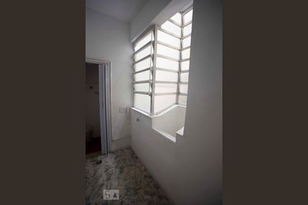 Área de Serviço de apartamento para alugar com 2 quartos, 80m² em Icaraí, Niterói