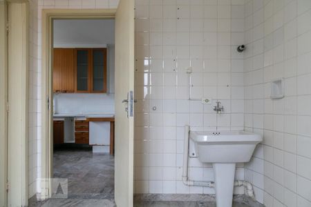 Área de serviço de apartamento para alugar com 3 quartos, 160m² em Cambuci, São Paulo