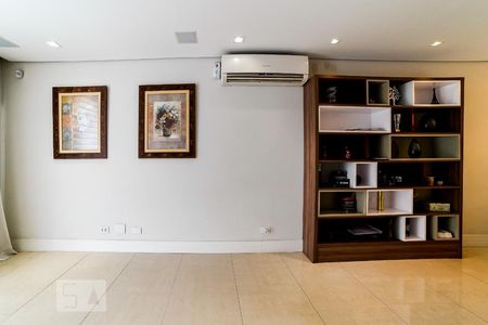 Sala de casa à venda com 2 quartos, 270m² em Vila Maria Alta, São Paulo