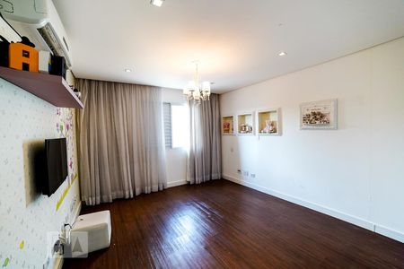 Casa à venda com 270m², 2 quartos e 3 vagas Casa à venda com 270m², 2 quartos e 3 vagasQuarto 2