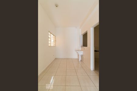 Apartamento para alugar com 105m², 2 quartos e sem vaga Apartamento para alugar com 105m², 2 quartos e sem vagaÁrea de serviço