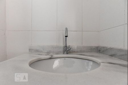 Banheiro de apartamento para alugar com 3 quartos, 80m² em Rudge Ramos, São Bernardo do Campo