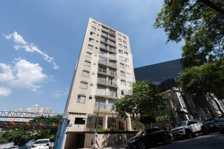 Apartamento para alugar com 95m², 3 quartos e sem vagaFachada