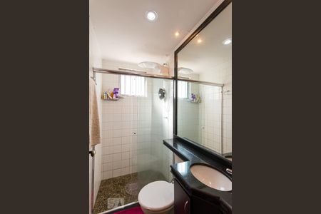 Banheiro de apartamento à venda com 2 quartos, 48m² em Santa Terezinha, Belo Horizonte