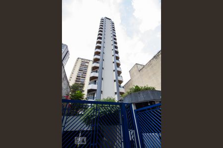 Apartamento para alugar com 48m², 1 quarto e 1 vagaFachada