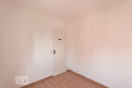 Quarto  de apartamento para alugar com 2 quartos, 58m² em Vila Firmiano Pinto, São Paulo