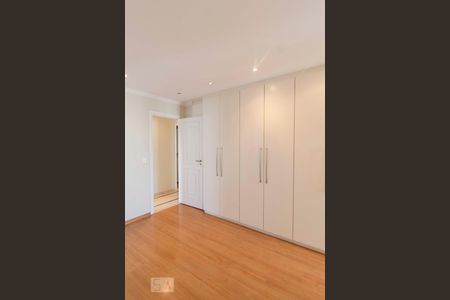 Apartamento à venda com 140m², 3 quartos e 4 vagasSuíte