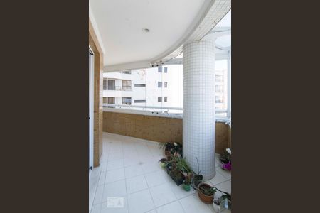 Sacada de apartamento à venda com 3 quartos, 140m² em Santana, São Paulo